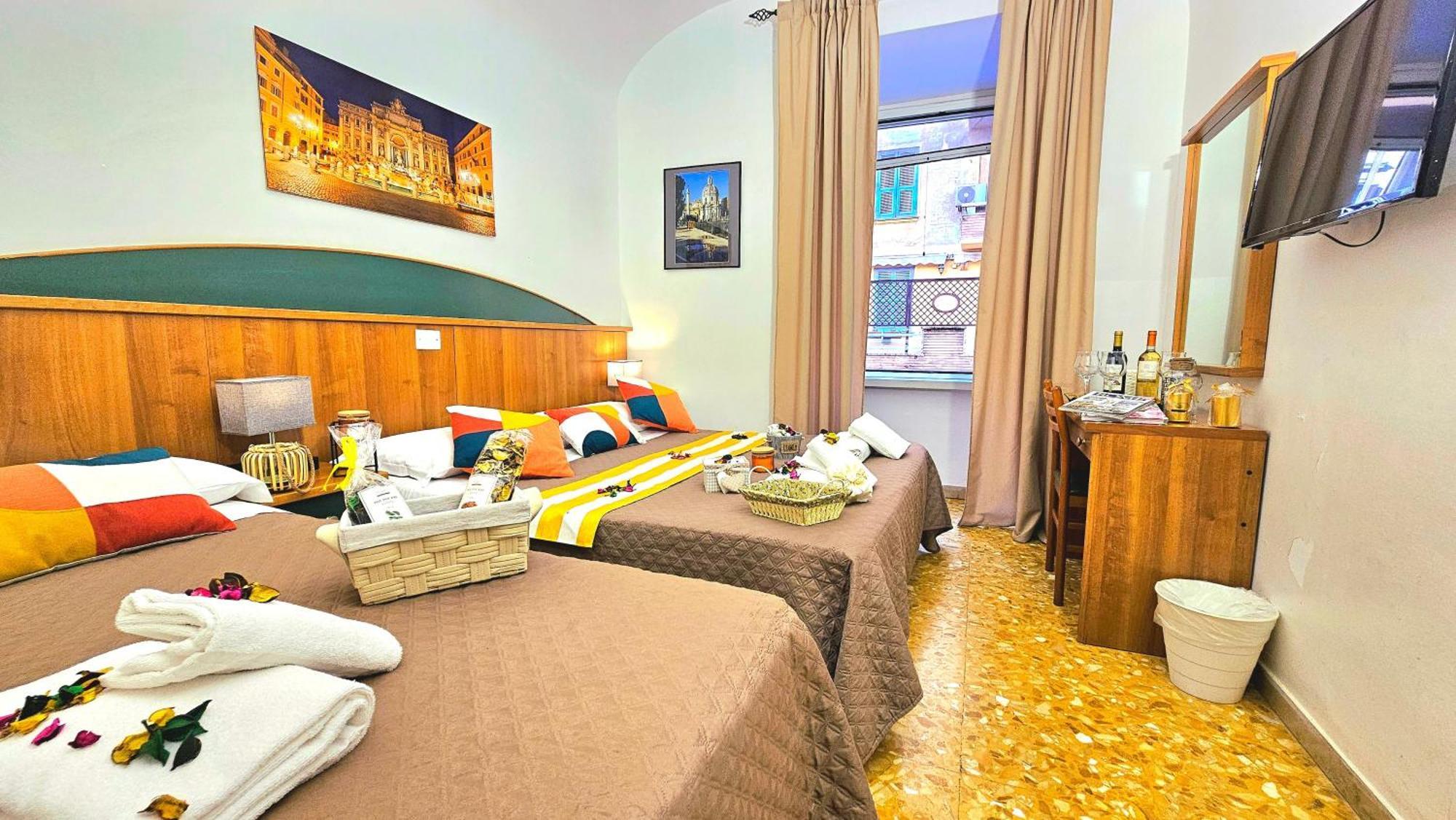 Bed and Breakfast A Casa Simpatia Roma - Free Parking If You Book 4 Nights Экстерьер фото