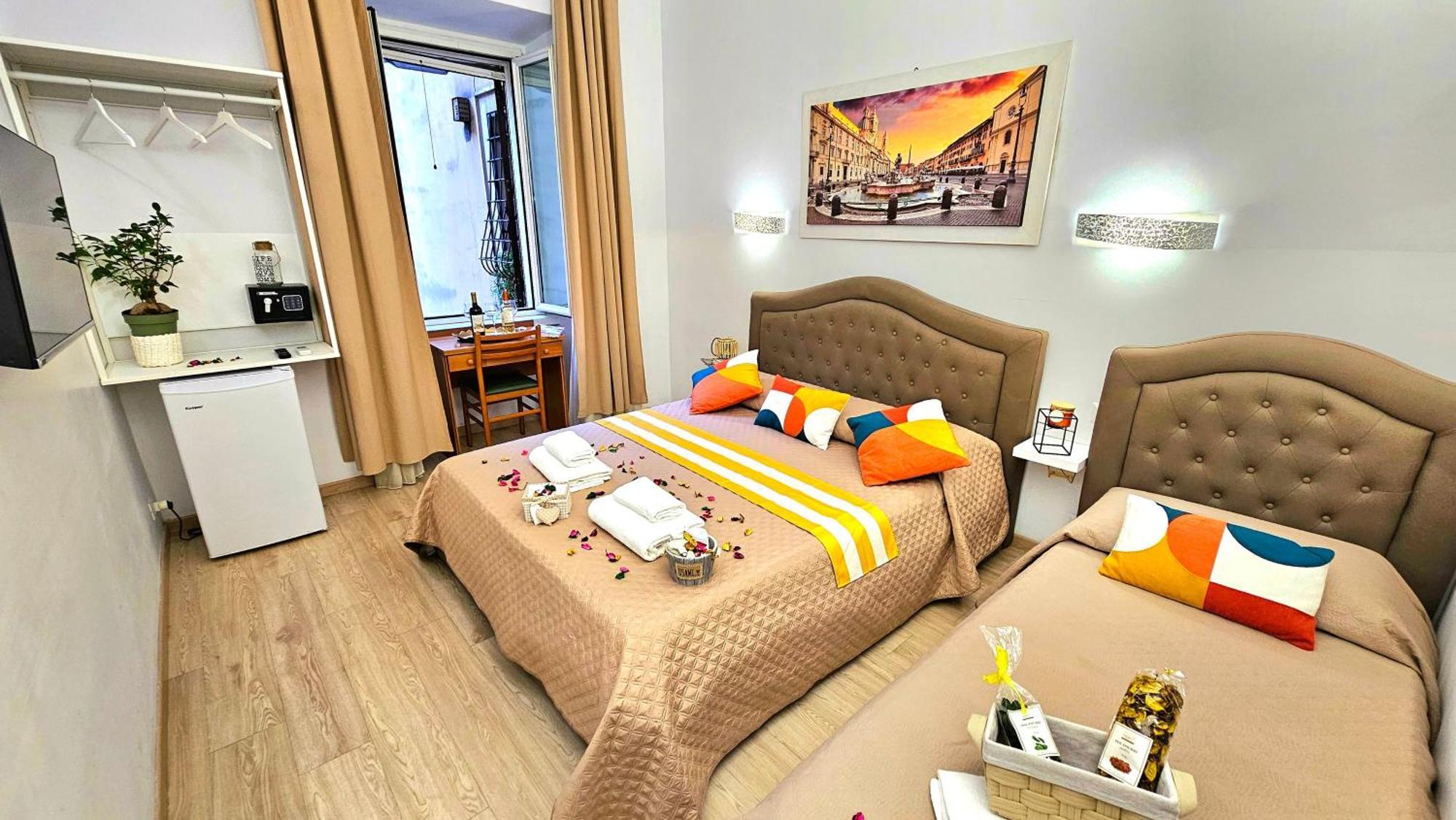 Bed and Breakfast A Casa Simpatia Roma - Free Parking If You Book 4 Nights Экстерьер фото